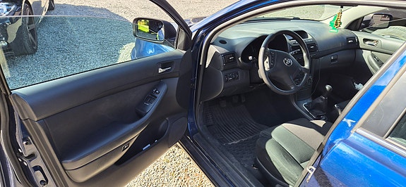 Toyota Avensis 5 of 20