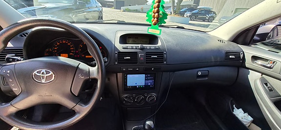 Toyota Avensis 7 of 20