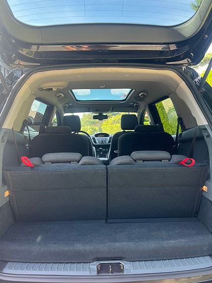 Ford Grand C-MAX 7 of 18