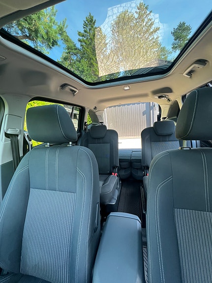 Ford Grand C-MAX 15 of 18