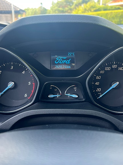 Ford Grand C-MAX 9 of 18