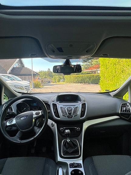 Ford Grand C-MAX 17 of 18
