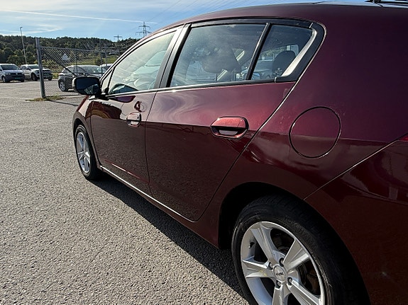 Honda Insight 9 of 24