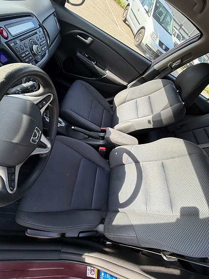 Honda Insight 23 of 24