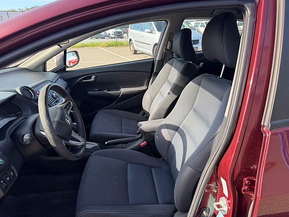 Honda Insight 15 of 24