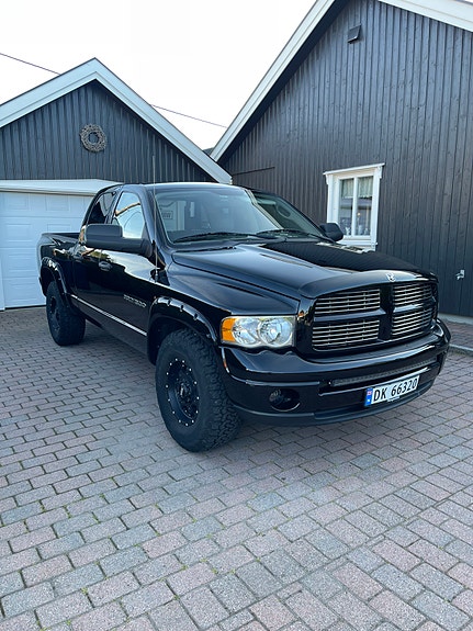 Dodge RAM 1500 2 of 30