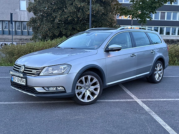 Volkswagen Passat 3 of 17
