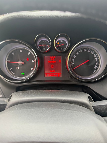 Opel Zafira Tourer 8 of 8