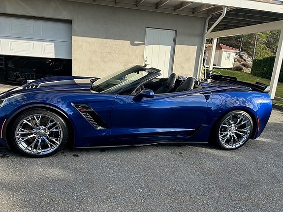 Chevrolet Corvette 11 of 26
