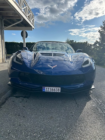 Chevrolet Corvette 18 of 26
