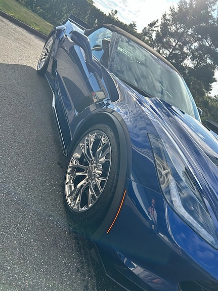 Chevrolet Corvette 16 of 26