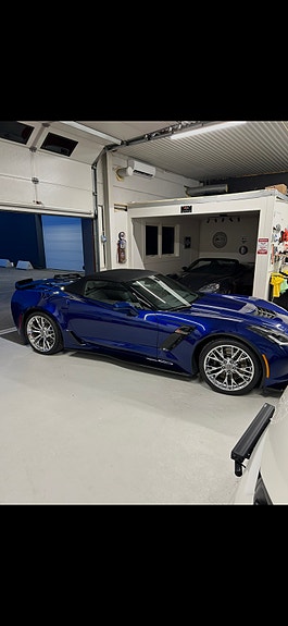 Chevrolet Corvette 4 of 26