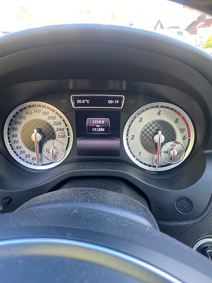 Mercedes-Benz A180 d 10 of 13