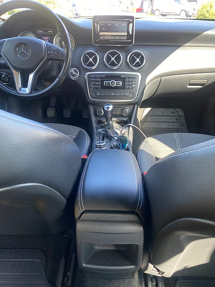 Mercedes-Benz A180 d 8 of 13