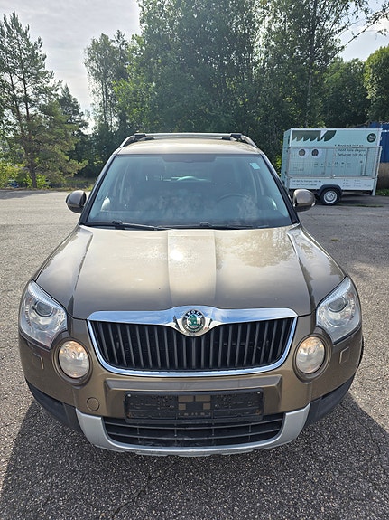 Skoda Yeti 2 of 30