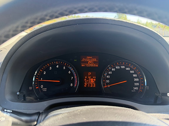 Toyota Avensis 15 of 18