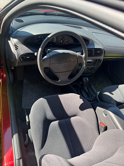 Chrysler Stratus 12 of 23