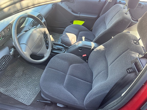 Chrysler Stratus 19 of 23