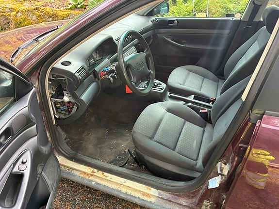 Audi A4 9 of 16