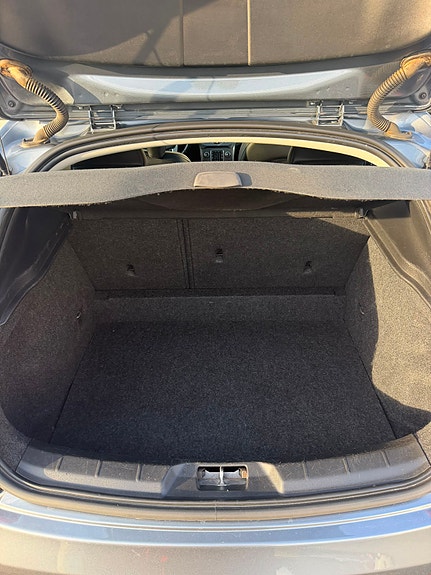 Volvo V40 23 of 25