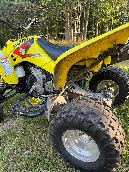 Suzuki Ltz 400 7 of 11