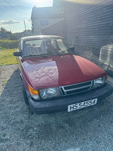 Saab 900 4 of 13