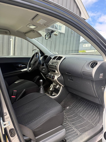 Toyota Urban Cruiser 15 of 22