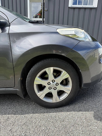 Toyota Urban Cruiser 11 of 22
