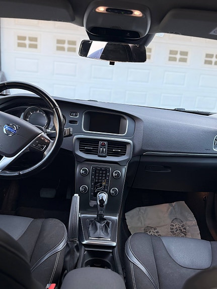 Volvo V40 7 of 21