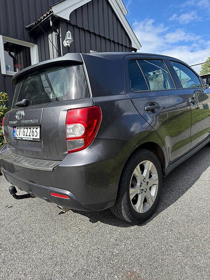 Toyota Urban Cruiser 7 of 22