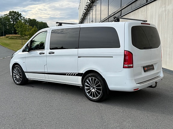 Mercedes-Benz Vito 119 2 of 16