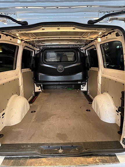 Mercedes-Benz Vito 119 16 of 16