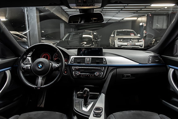 BMW 320d 10 of 22
