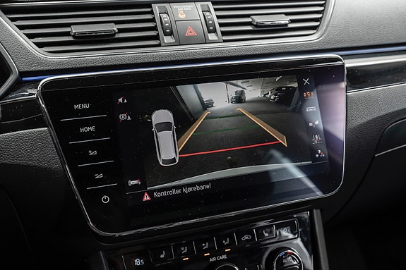 Skoda Superb 18 of 26