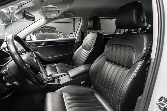 Skoda Superb 8 of 26