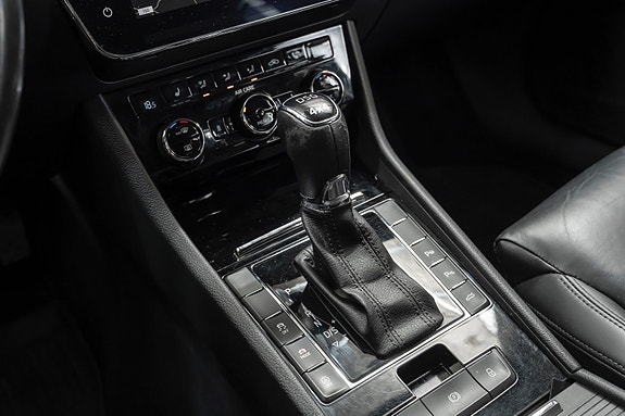 Skoda Superb 19 of 26