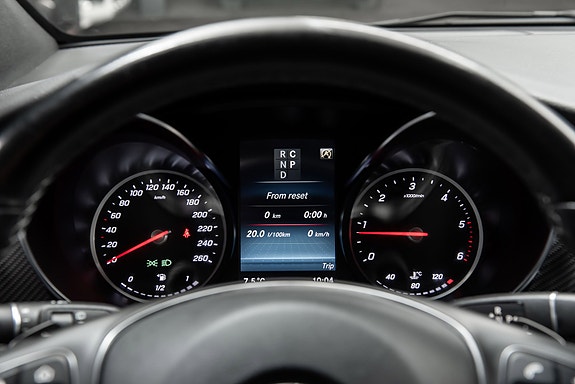 Mercedes-Benz V300 d 16 of 23