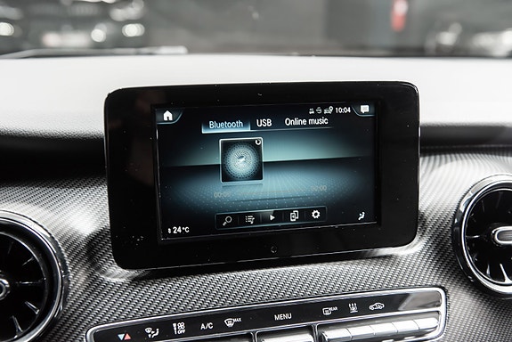 Mercedes-Benz V300 d 19 of 23