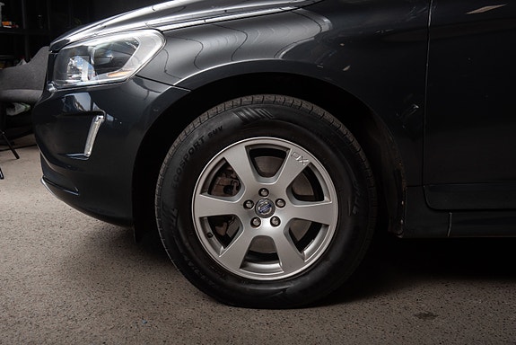 Volvo XC60 7 of 26