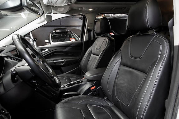 Ford Kuga 9 of 22