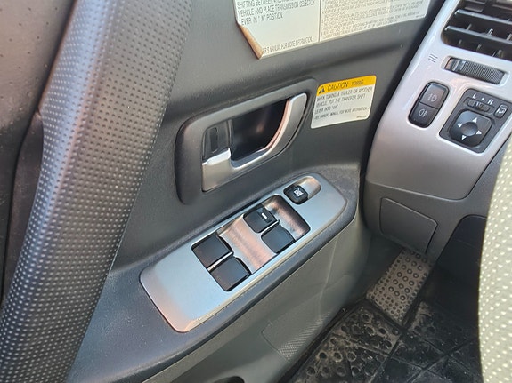 Mitsubishi Pajero 17 of 22