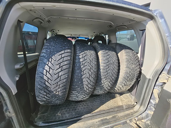 Mitsubishi Pajero 11 of 22