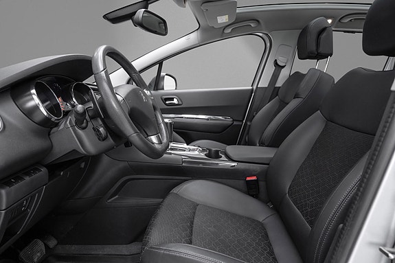 Peugeot 3008 10 of 29