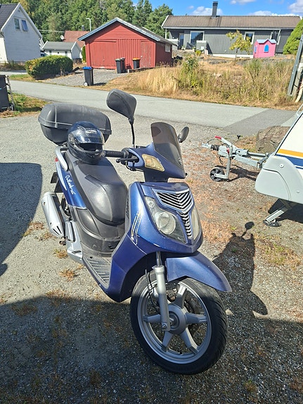 Keeway Outlook 125 2 of 8
