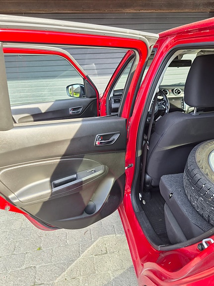 Suzuki Swift 14 of 15