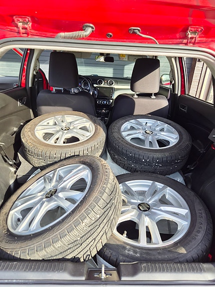 Suzuki Swift 15 of 15
