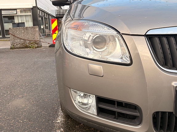 Skoda Fabia 9 of 21