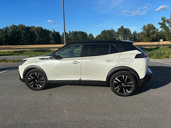 Peugeot e-2008 7 of 30