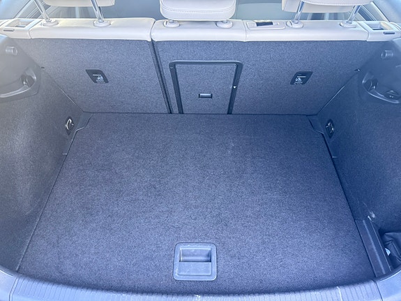 Volkswagen e-Golf VII 19 of 20