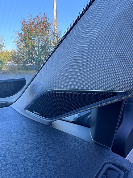 Volkswagen e-Golf VII 18 of 20